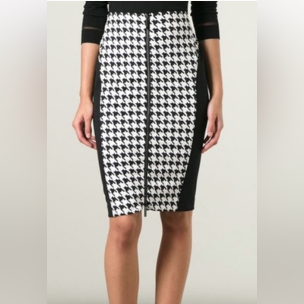 MICHAEL Michael Kors Black and White Pencil Skirt
